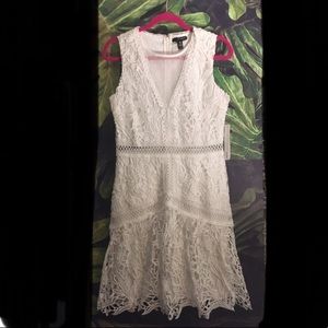 👗Aqua guipure lace white dress👗
